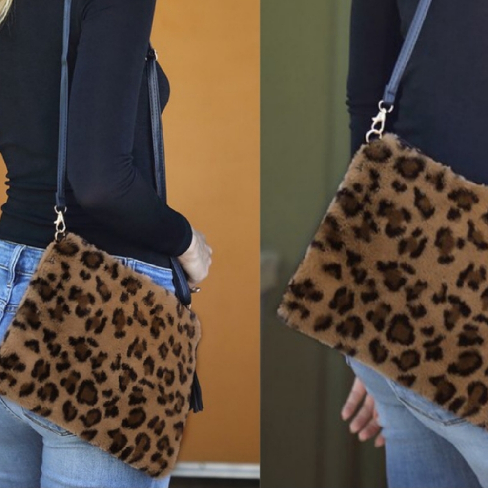 Soft faux fur Leopard Print bag